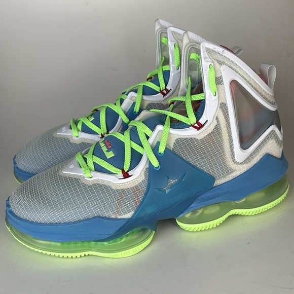 Nike LeBron 19 “Tropical” hi size 11 main image 5